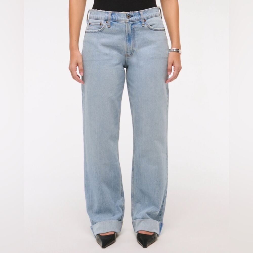 Abercrombie Curve Love Baggy Low Rise Jeans Light Wash Women’s 34W 18R